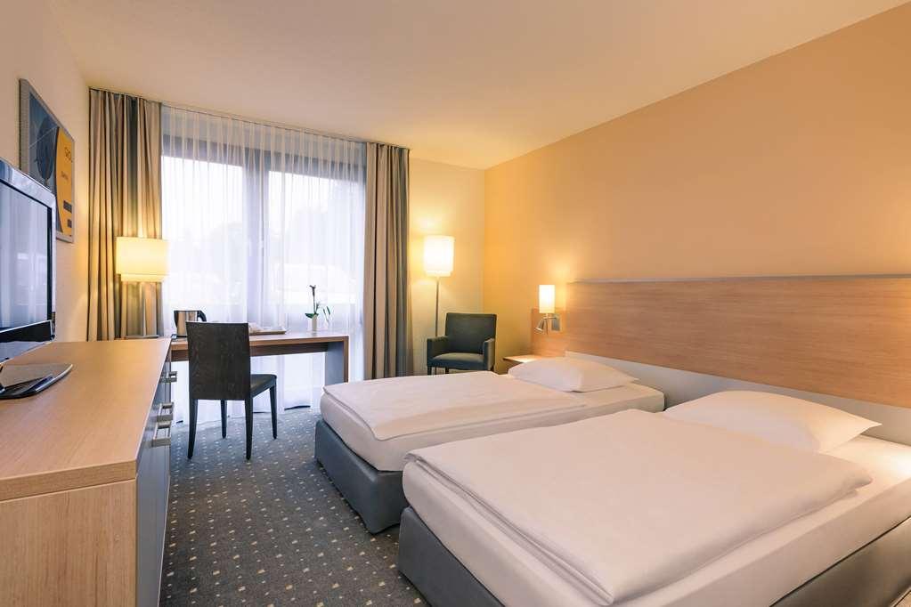 Vienna House Easy By Wyndham Frankfurt Airport Hotel Kelsterbach Ruang foto