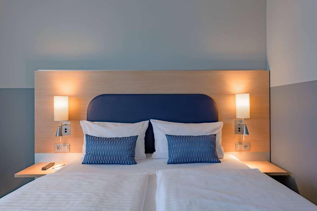 Vienna House Easy By Wyndham Frankfurt Airport Hotel Kelsterbach Ruang foto