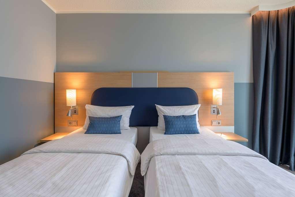 Vienna House Easy By Wyndham Frankfurt Airport Hotel Kelsterbach Ruang foto
