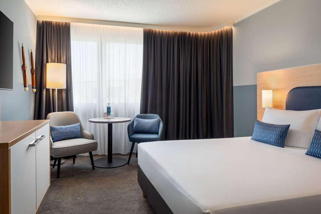 Vienna House Easy By Wyndham Frankfurt Airport Hotel Kelsterbach Ruang foto